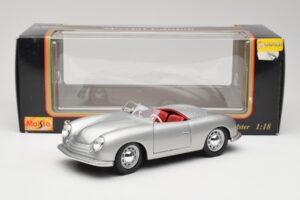 Porsche No. 1 356 Roadster Fish Argent Maisto 1:18 31853 Métal Moulé — image 8 sur 8