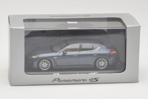 Porsche Panamera 970 4 Bleu Métallique Minichamps 1:43 400068220 Métal Moulé — image 4 sur 4