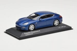 Porsche Panamera 970 4S Blue Metallic Minichamps 1:43 WAP0200419 Métal Moulé — image 2 sur 3