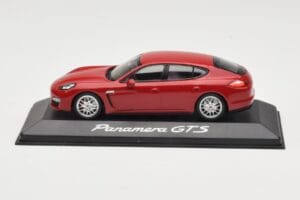 Porsche Panamera 970 GTS Rouge Minichamps 1:43 WAP0200230C Métal Moulé