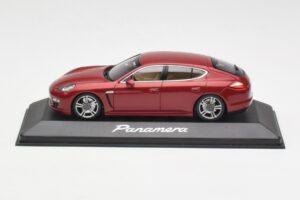 Porsche Panamera 970 Rouge Minichamps 1:43 WAP02000119 Métal Moulé