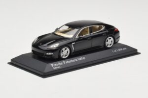 Porsche Panamera 970 Turbo Noir Métallique Minichamps 1:43 400068271 Métal Moulé — image 2 sur 4