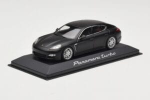 Porsche Panamera 970 Turbo Matt Black Minichamps 1:43 WAP0200270C Métal Moulé — image 2 sur 4