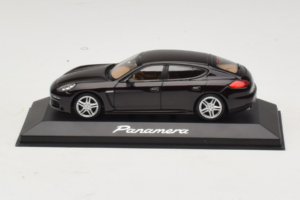 Porsche Panamera 970 Black Metallic Minichamps 1:43 WAP0203900E Métal Moulé