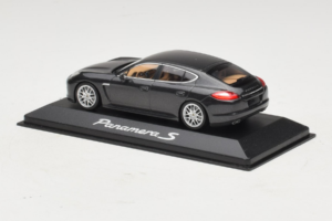 Porsche Panamera 970 S Grey Metallic Minichamps 1:43 WAP02000219 Métal Moulé — image 3 sur 4