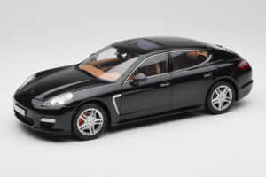 Porsche Panamera 970 Turbo Basalt Black Norev 1:18 WAP02100319 Métal Moulé