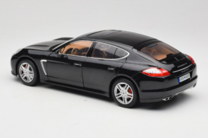 Porsche Panamera 970 Turbo Basalt Black Norev 1:18 WAP02100319 Métal Moulé — image 7 sur 8