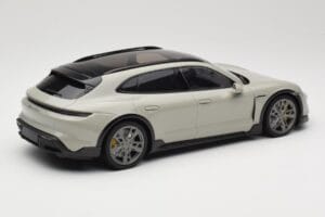 Porsche Taycan Cross Turismo Turbo S Chalk Grey Minichamps 1:18 155069302 Métal Moulé — image 2 sur 6