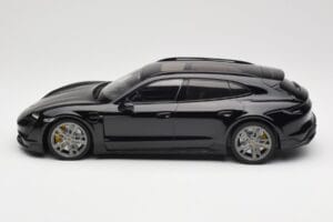 Porsche Taycan J1 Turbo S Cross Turismo Noir Minichamps 1:18 155069300 Métal Moulé — image 3 sur 6