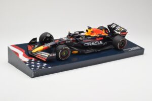 Red Bull Racing RB18 #1 M. Verstappen Winner Austin GP 2022 Minichamps 1:18 113222901 Métal Moulé — image 2 sur 6