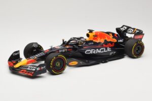 Red Bull Racing RB18 #1 M. Verstappen Winner Miami GP 2022 Minichamps 1:18 110220501 Métal Moulé