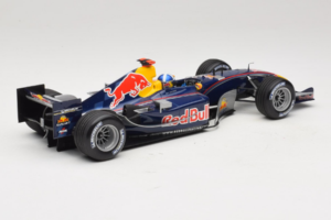 Red Bull RB1 Cosworth #14 D. Coulthard Red Bull Racing Showcar 2005 Minichamps 1:18 100050014 Métal Moulé — image 2 sur 6