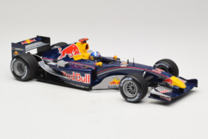 Red Bull RB1 Cosworth #14 D. Coulthard Red Bull Racing Showcar 2005 Minichamps 1:18 100050014 Métal Moulé — image 4 sur 6