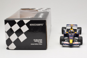 Red Bull RB1 Cosworth #15 C. Klien Red Bull Racing Showcar 2005 Minichamps 1:18 100050085 Métal Moulé — image 7 sur 7