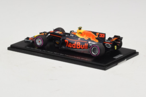 Red Bull RB13 Tag Heuer #33 M. Verstappen Belgian Grand Prix 2017 Spark 1:43 AM33SP8 Résine — image 3 sur 4