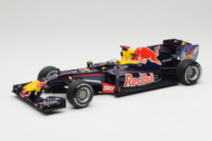 Red Bull RB6 Renault #5 S. Vettel Red Bull Racing Brazilian Grand Prix Winner 2010 Minichamps 1:18 110100205 Métal Moulé