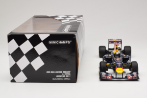 Red Bull RB7 Renault #1 S. Vettel Red Bull Racing Showcar 2011 Minichamps 1:18 110110071-1 Métal Moulé — image 7 sur 7