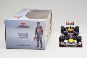 Red Bull RB8 Renault #2 M. Webber Red Bull Racing Showcar 2012 Minichamps 1:18 110120072 Métal Moulé — image 6 sur 7
