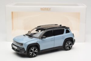 Renault 4 E-Tech Electric Cloud Blue Norev 1:18 185521 Métal Moulé — image 8 sur 8