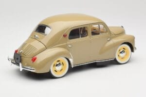 Renault 4CV Berline Gris Ardoise Solido 1:18 8059 Métal Moulé — image 3 sur 8