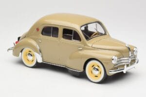 Renault 4CV Berline Gris Ardoise Solido 1:18 8059 Métal Moulé — image 6 sur 8