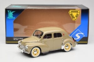 Renault 4CV Berline Gris Ardoise Solido 1:18 8059 Métal Moulé — image 8 sur 8