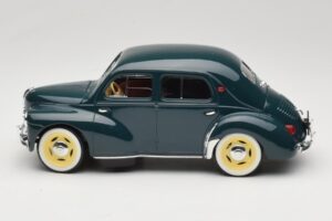 Renault 4CV Vert Solido 1:18 8047 Métal Moulé — image 3 sur 6