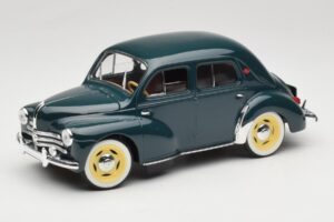 Renault 4CV Vert Solido 1:18 8047 Métal Moulé