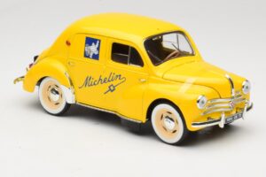 Renault 4CV Michelin Yellow Solido 1:18 82002 Métal Moulé — image 4 sur 6