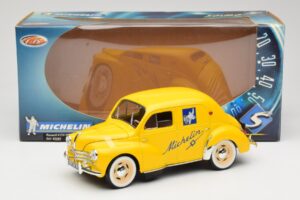 Renault 4CV Michelin Yellow Solido 1:18 82002 Métal Moulé — image 6 sur 6