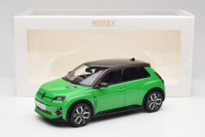 Renault 5 E-Tech Electric Pop Vert & Noir Norev 1:18 185502 Métal Moulé — image 8 sur 8