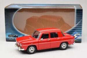 Renault 8 Gordini Rouge Solido 1:18 9018-M1 Métal Moulé — image 8 sur 8
