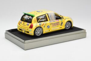 Renault Clio Sport #2 E. Rangoni Renault Clio Trophy Winner 2000 Universal Hobbies 1:18 7711218616 Métal Moulé — image 2 sur 6