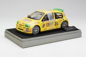 Renault Clio Sport #2 E. Rangoni Renault Clio Trophy Winner 2000 Universal Hobbies 1:18 7711218616 Métal Moulé