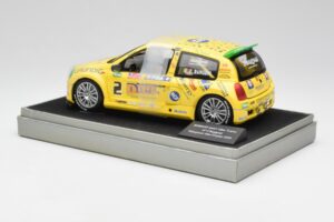 Renault Clio Sport #2 E. Rangoni Renault Clio Trophy Winner 2000 Universal Hobbies 1:18 7711218616 Métal Moulé — image 5 sur 6