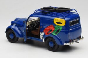 Renault Juvaquatre Michelin Blue Solido 1:18 82008 Métal Moulé — image 7 sur 8
