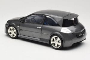Renault Megane Mk2 RS Vampire Grey Norev 1:18 185101 Métal Moulé — image 7 sur 8