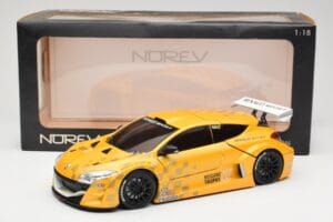 Renault Megane Trophy Showcar Jaune Eurocup Megane Trophy 2011 Norev 1:18 185109 Métal Moulé — image 8 sur 8
