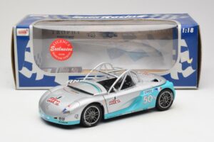 Renault Sport Spider #50 Argent Anson 1:18 30353 Métal Moulé — image 8 sur 8
