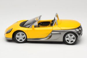 Renault Sport Spider Jaune Anson 1:18 30350-R1 Métal Moulé — image 4 sur 8
