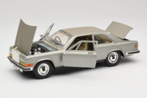 Rolls-Royce Camargue Argent Bburago 1:18 3001-M2 Métal Moulé — image 2 sur 8