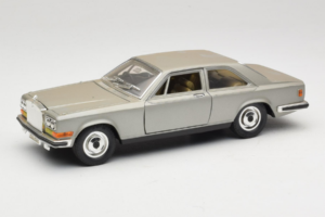 Rolls-Royce Camargue Argent Bburago 1:18 3001-M2 Métal Moulé