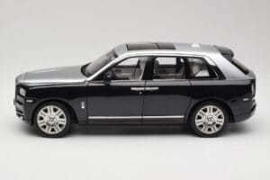Rolls-Royce Cullinan Noir & Argent OEM 1:18 ROLLS001 Métal Moulé — image 4 sur 8