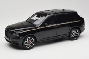 Rolls-Royce Cullinan Noir Avec Gold Coachline & Shadow Wheels OEM 1:18 028-15A Métal Moulé