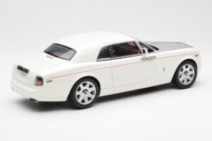 Rolls-Royce Phantom Coupe English Blanc Argent Kyosho 1:18 08861EW Métal Moulé — image 3 sur 8