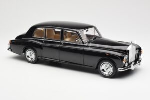 Rolls-Royce Phantom VI EWB Noir Kyosho 1:18 08905BK Métal Moulé — image 6 sur 8