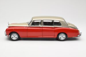 Rolls-Royce Phantom VI Rouge Beige Clair Kyosho 1:18 08905RLB Métal Moulé — image 4 sur 8