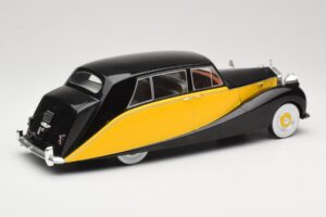 Rolls-Royce Silver Wraith Empress by Hooper Noir & Jaune MCG 1:18 MCG18066 Métal Moulé — image 2 sur 6