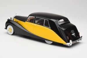 Rolls-Royce Silver Wraith Empress by Hooper Noir & Jaune MCG 1:18 MCG18066 Métal Moulé — image 5 sur 6