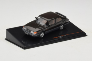 Saab 900 Turbo Noir IXO 1:43 CLC577N Métal Moulé — image 2 sur 4